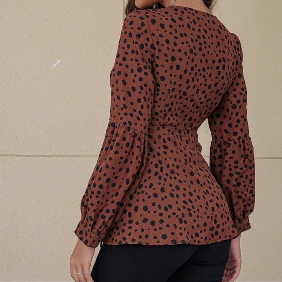 Boho dot print tie side blouse - Picture 2 of 15